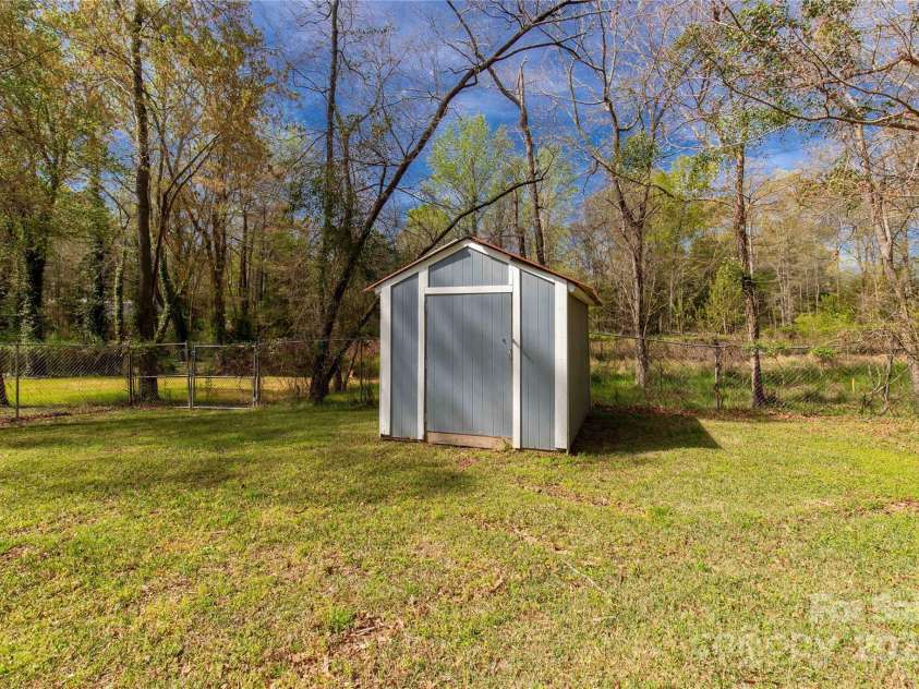 605 Ottawa Drive, Rock Hill, SC 29732.  MLS# CAR4243260, YatesRealty ID 9285. 