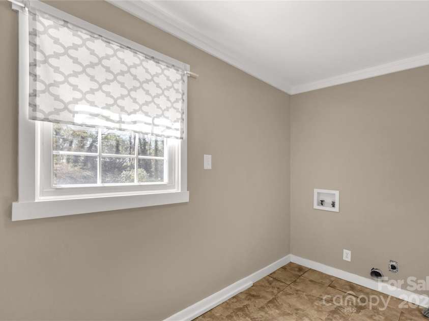605 Ottawa Drive, Rock Hill, SC 29732.  MLS# CAR4243260, YatesRealty ID 9285. 