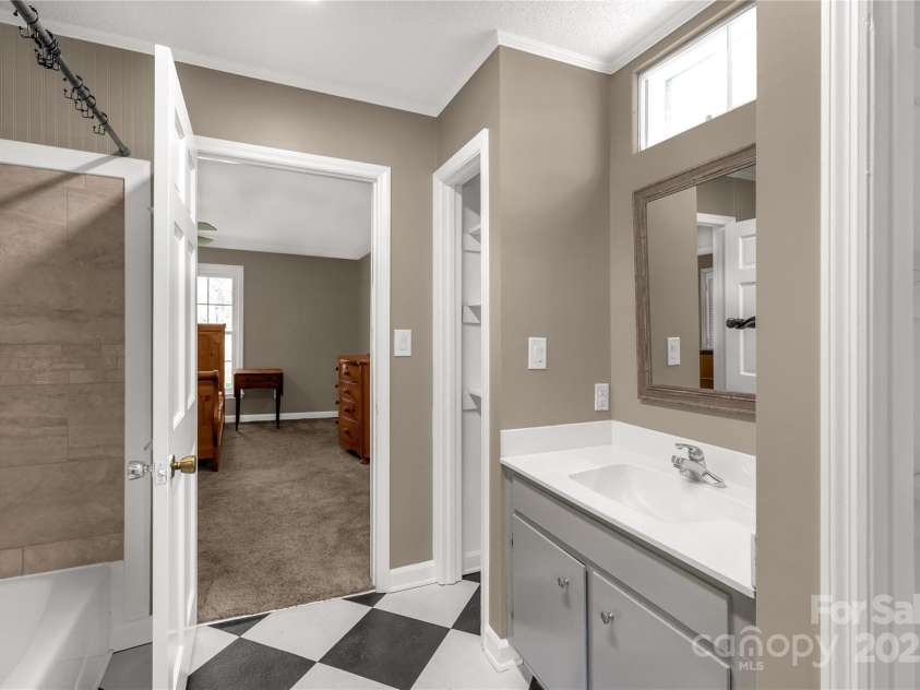 605 Ottawa Drive, Rock Hill, SC 29732.  MLS# CAR4243260, YatesRealty ID 9285. 