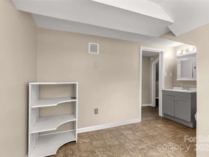 605 Ottawa Drive, Rock Hill, SC 29732.  MLS# CAR4243260, YatesRealty ID 9285. 