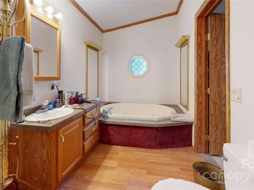 57 Sleepy Forest Drive, Leicester, NC 28748.  MLS# CAR4252537, YatesRealty ID 9287. 