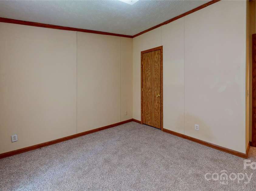 57 Sleepy Forest Drive, Leicester, NC 28748.  MLS# CAR4252537, YatesRealty ID 9287. 