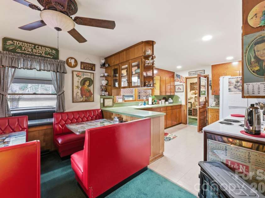 504 Greens Creek Road, Sylva, NC 28779.  MLS# CAR4346934, YatesRealty ID 9289. 
