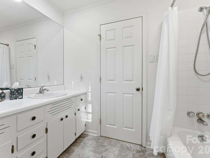 504 Greens Creek Road, Sylva, NC 28779.  MLS# CAR4346934, YatesRealty ID 9289. 