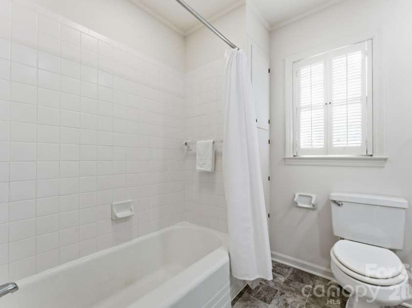 504 Greens Creek Road, Sylva, NC 28779.  MLS# CAR4346934, YatesRealty ID 9289. 