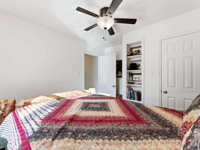 504 Greens Creek Road, Sylva, NC 28779.  MLS# CAR4346934, YatesRealty ID 9289. 
