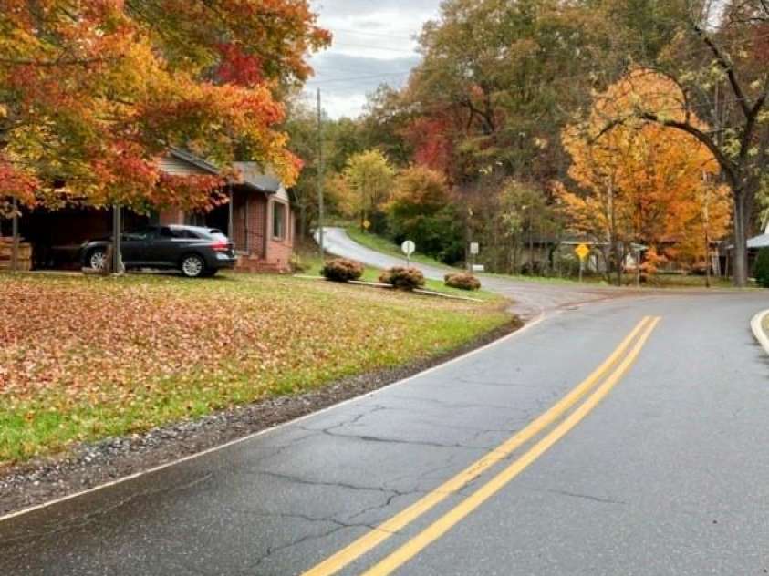 504 Greens Creek Road, Sylva, NC 28779.  MLS# CAR4346934, YatesRealty ID 9289. 