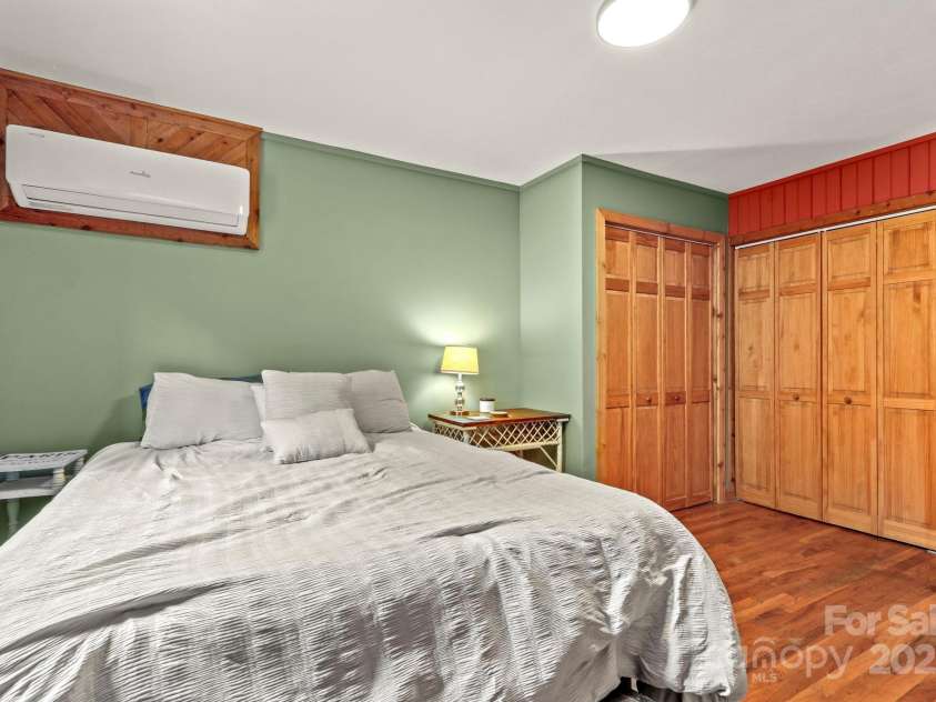 1925 Green Hill Road, Blowing Rock, NC 28605.  MLS# CAR4257812, YatesRealty ID 929. 