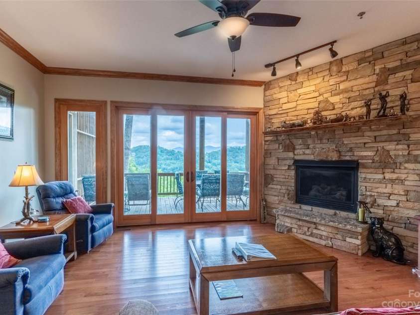 564 Sawgrass Drive, Whittier, NC 28789.  MLS# CAR4061417, YatesRealty ID 929. 