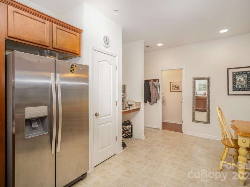 14423 Glendon Hall Lane, Charlotte, NC 28262.  MLS# CAR4201453, YatesRealty ID 9290. 