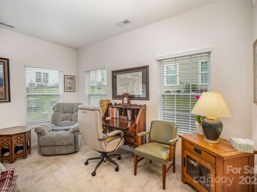 14423 Glendon Hall Lane, Charlotte, NC 28262.  MLS# CAR4201453, YatesRealty ID 9290. 