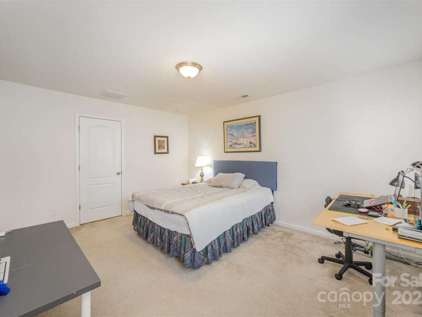 14423 Glendon Hall Lane, Charlotte, NC 28262.  MLS# CAR4201453, YatesRealty ID 9290. 