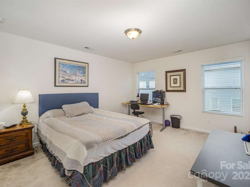 14423 Glendon Hall Lane, Charlotte, NC 28262.  MLS# CAR4201453, YatesRealty ID 9290. 
