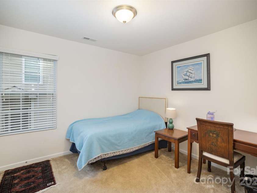 14423 Glendon Hall Lane, Charlotte, NC 28262.  MLS# CAR4201453, YatesRealty ID 9290. 