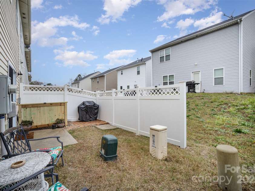 14423 Glendon Hall Lane, Charlotte, NC 28262.  MLS# CAR4201453, YatesRealty ID 9290. 