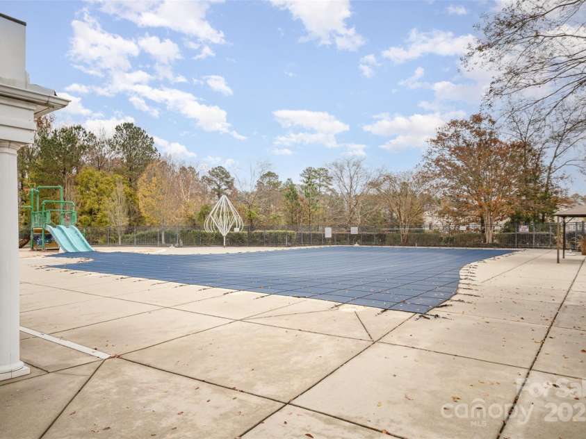 14423 Glendon Hall Lane, Charlotte, NC 28262.  MLS# CAR4201453, YatesRealty ID 9290. 