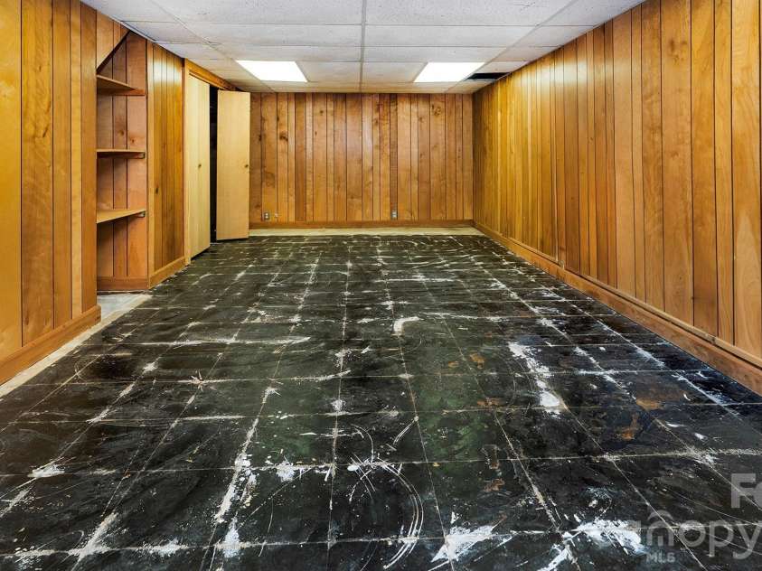 2700 Mount Pleasant Road, Mount Pleasant, NC 28124.  MLS# CAR4366497, YatesRealty ID 9290. 