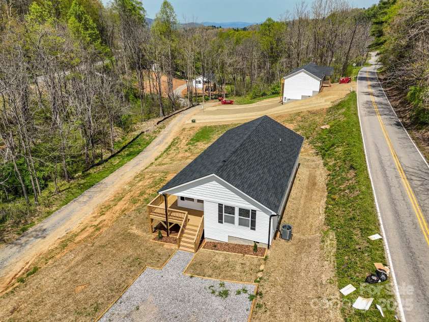 4 Meadows Town Road, Leicester, NC 28748.  MLS# CAR4228016, YatesRealty ID 9291. 