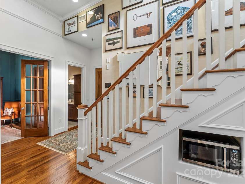 118 Union Street, Morganton, NC 28655.  MLS# CAR4193583, YatesRealty ID 9292. 