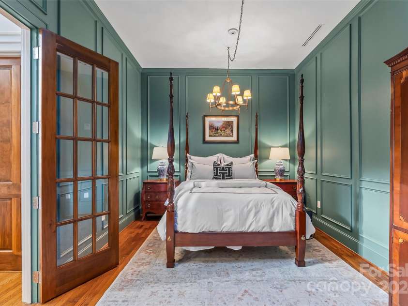 118 Union Street, Morganton, NC 28655.  MLS# CAR4193583, YatesRealty ID 9292. 