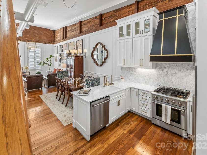 118 Union Street, Morganton, NC 28655.  MLS# CAR4193583, YatesRealty ID 9292. 