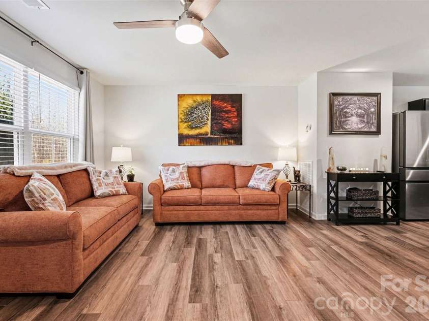 6832 Ludell Lane, Charlotte, NC 28215.  MLS# CAR4336216, YatesRealty ID 9292. 