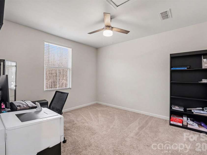 6832 Ludell Lane, Charlotte, NC 28215.  MLS# CAR4336216, YatesRealty ID 9292. 