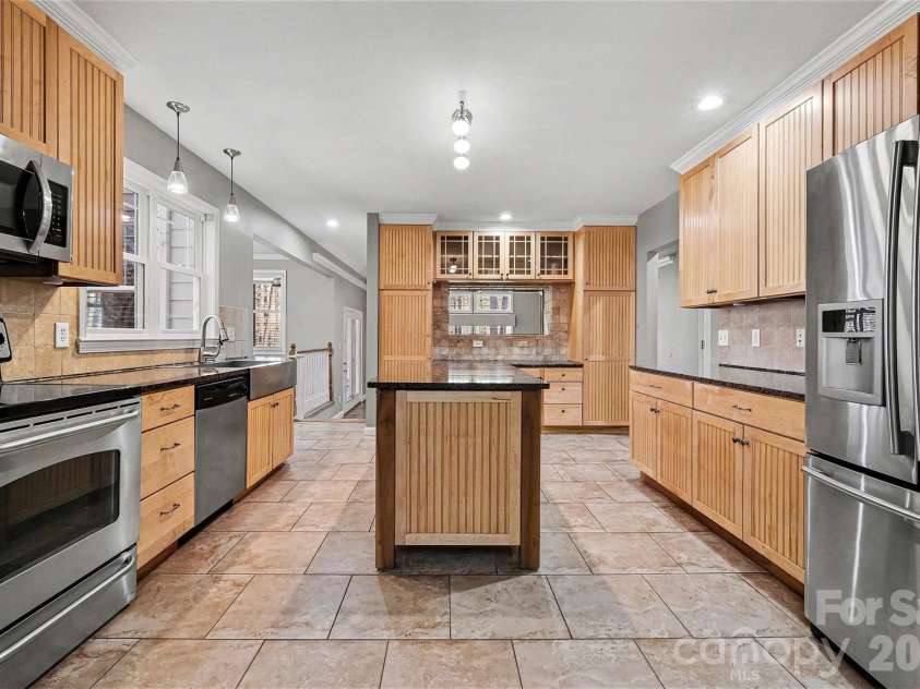1156 Nixon Heights Lane, Denver, NC 28037.  MLS# CAR4359024, YatesRealty ID 9293. 