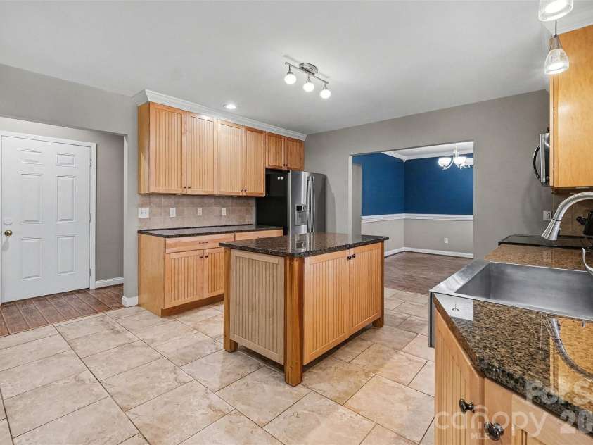 1156 Nixon Heights Lane, Denver, NC 28037.  MLS# CAR4359024, YatesRealty ID 9293. 