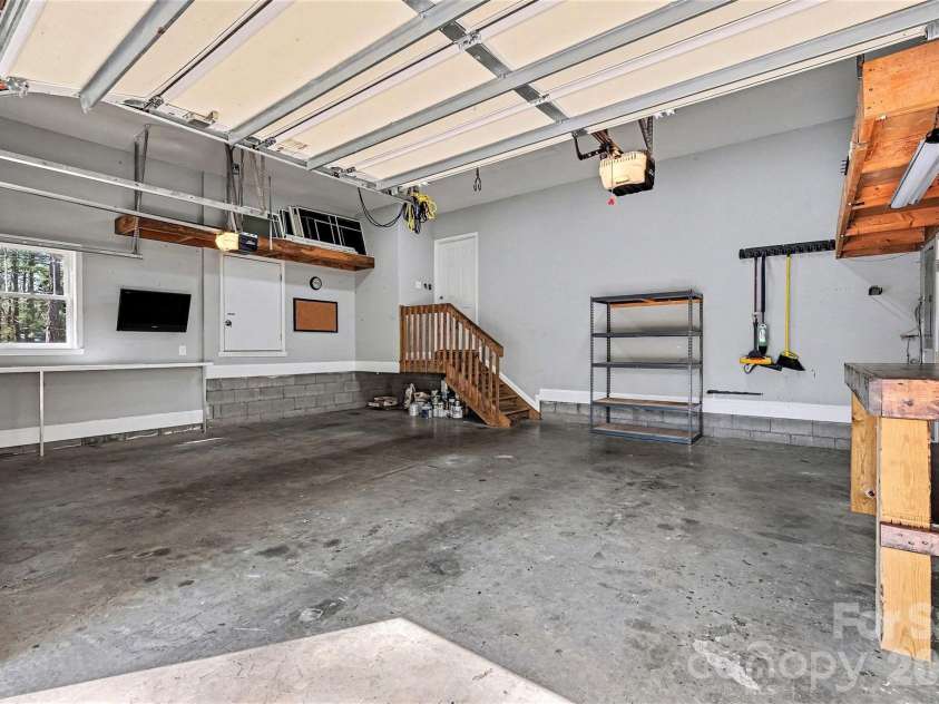 1156 Nixon Heights Lane, Denver, NC 28037.  MLS# CAR4359024, YatesRealty ID 9293. 