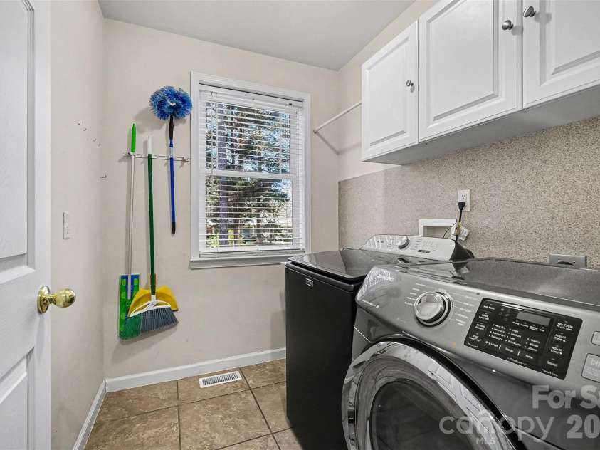 1156 Nixon Heights Lane, Denver, NC 28037.  MLS# CAR4359024, YatesRealty ID 9293. 