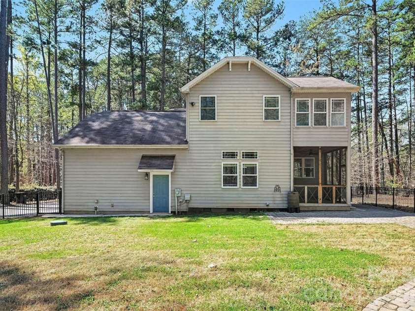 1156 Nixon Heights Lane, Denver, NC 28037.  MLS# CAR4359024, YatesRealty ID 9293. 