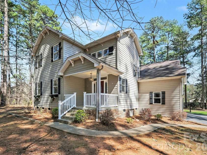 1156 Nixon Heights Lane, Denver, NC 28037.  MLS# CAR4359024, YatesRealty ID 9293. 