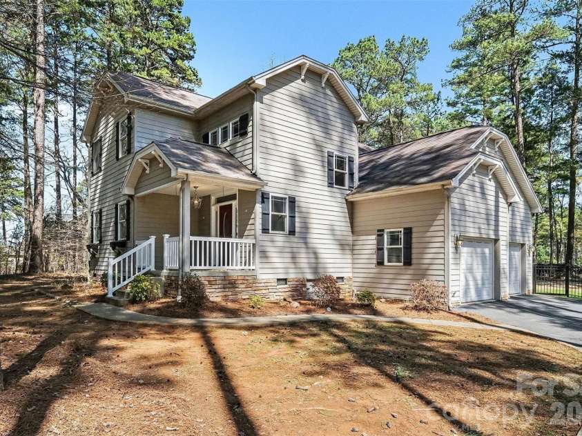 1156 Nixon Heights Lane, Denver, NC 28037.  MLS# CAR4359024, YatesRealty ID 9293. 