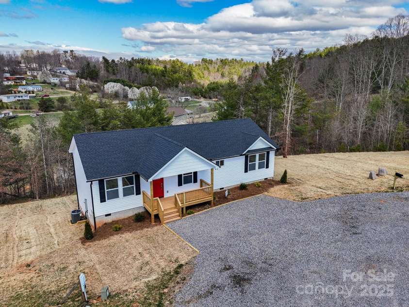 163 Wilson Farm Road, Weaverville, NC 28787.  MLS# CAR4217261, YatesRealty ID 9293. 