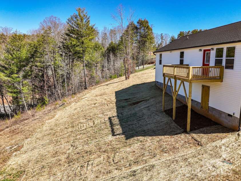 163 Wilson Farm Road, Weaverville, NC 28787.  MLS# CAR4217261, YatesRealty ID 9293. 