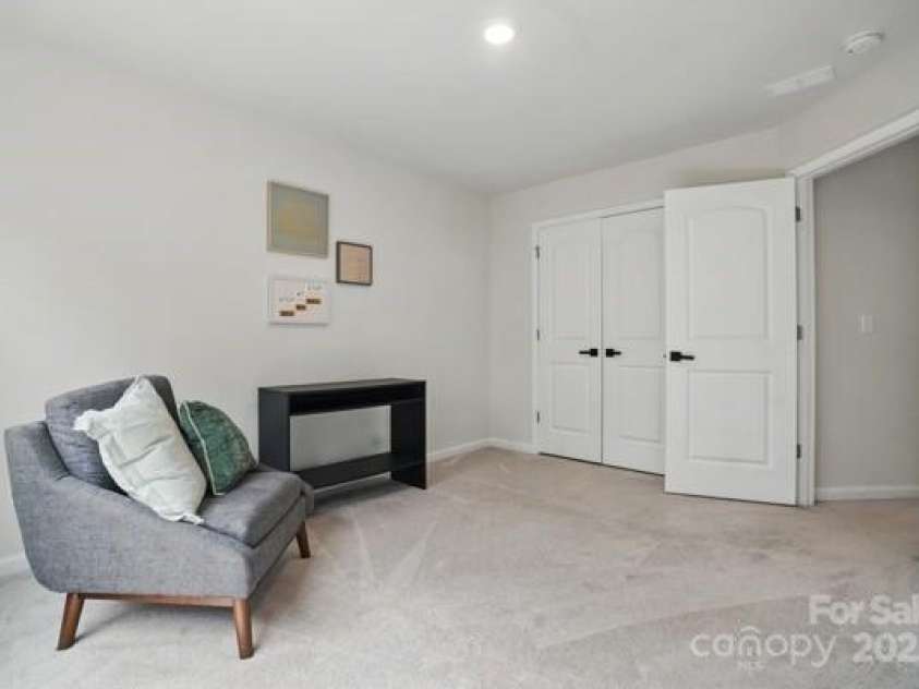 9424 Avery Lilac Lane, Fort Mill, SC 29707.  MLS# CAR4245112, YatesRealty ID 9294. Guest 1