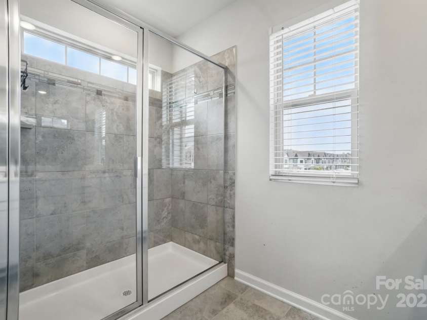 9424 Avery Lilac Lane, Fort Mill, SC 29707.  MLS# CAR4245112, YatesRealty ID 9294. Primary Shower