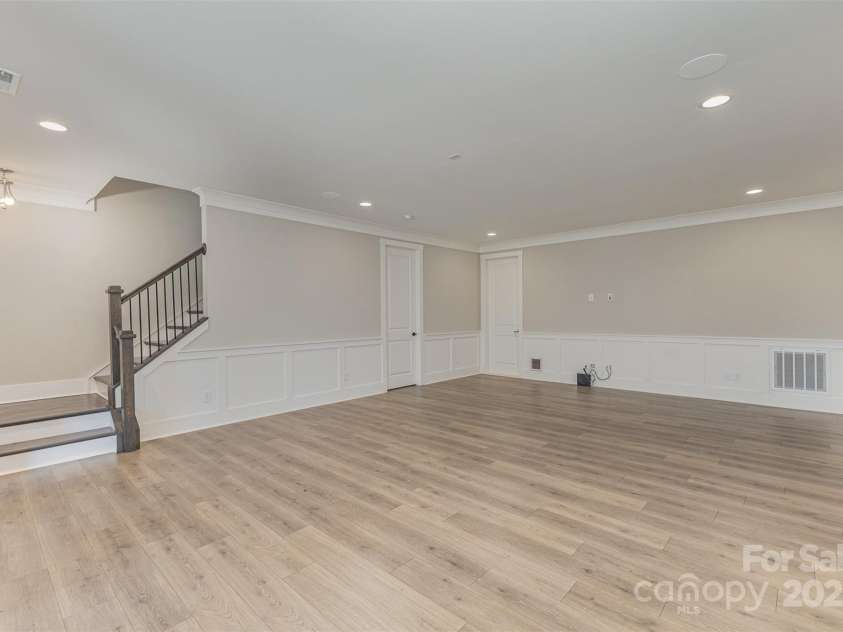 123 Farm Knoll Way, Mooresville, NC 28117.  MLS# CAR4239025, YatesRealty ID 9297. Great Room in level