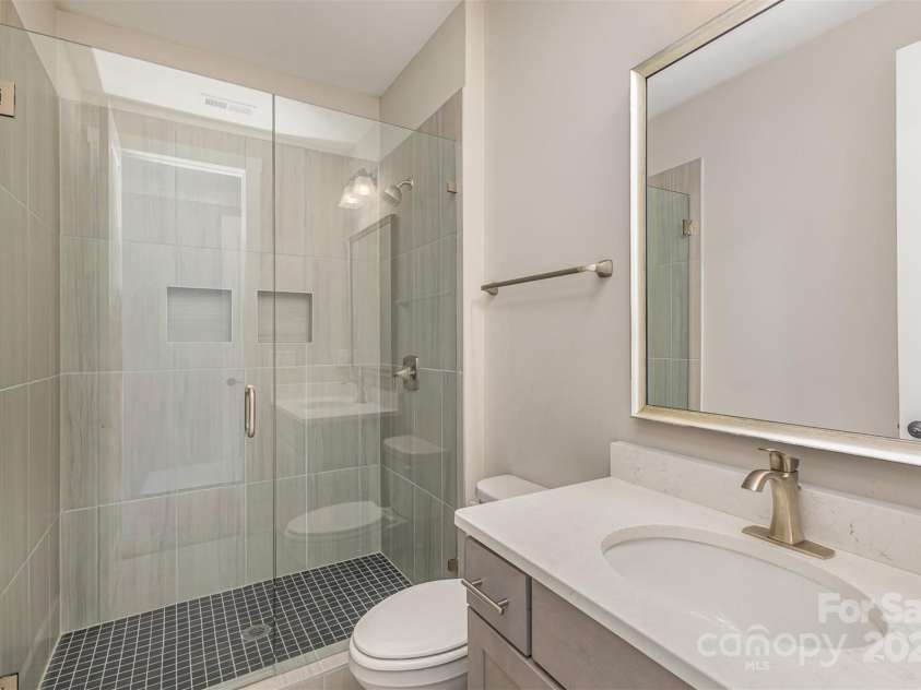 123 Farm Knoll Way, Mooresville, NC 28117.  MLS# CAR4239025, YatesRealty ID 9297. Lower Level bathroom