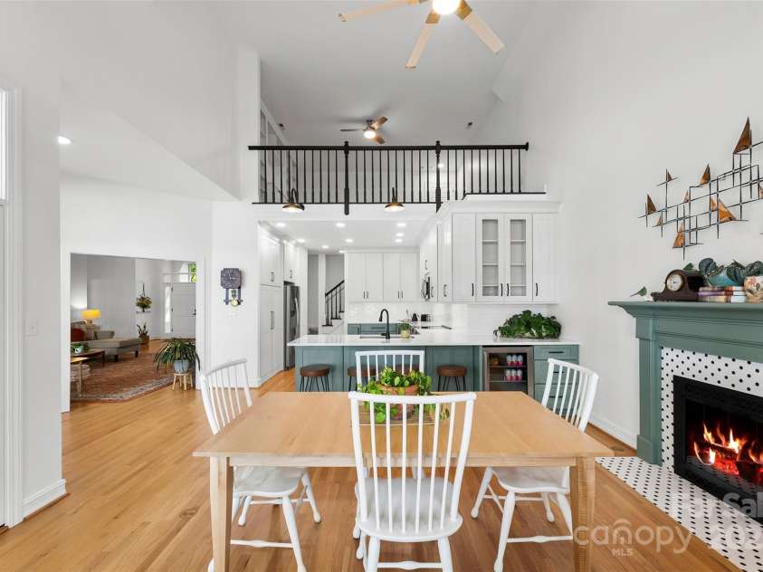 15838 Pineknoll Lane, Huntersville, NC 28078.  MLS# CAR4251643, YatesRealty ID 9298. Beautiful living room