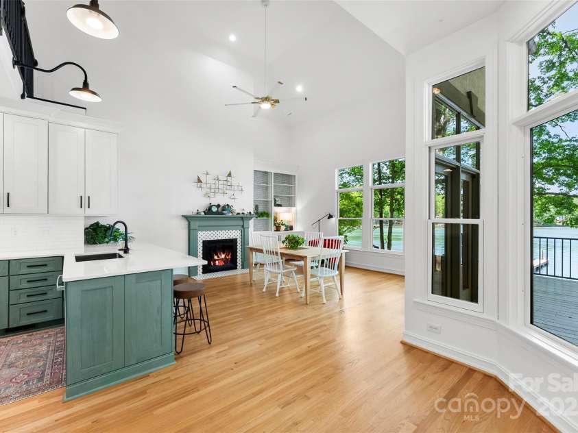15838 Pineknoll Lane, Huntersville, NC 28078.  MLS# CAR4251643, YatesRealty ID 9298. Long range water views