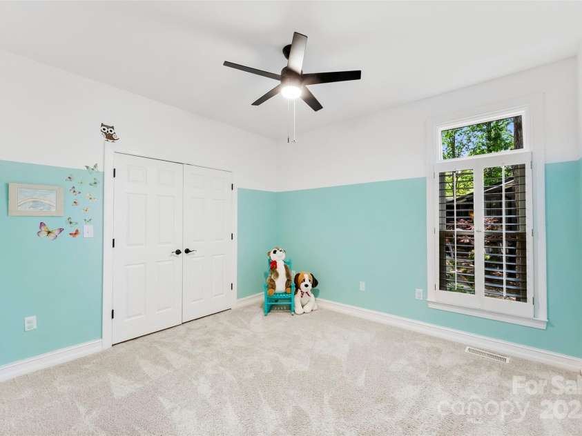 15838 Pineknoll Lane, Huntersville, NC 28078.  MLS# CAR4251643, YatesRealty ID 9298. Spacious second bedroom