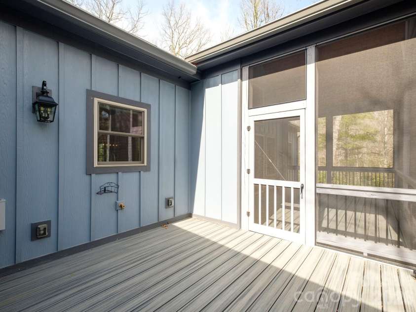 273 Ogana Court, Brevard, NC 28712.  MLS# CAR4345472, YatesRealty ID 9298. 