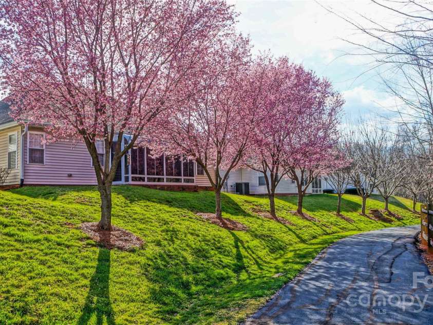 115 Keswick Lane, Mooresville, NC 28117.  MLS# CAR4245086, YatesRealty ID 9299. 