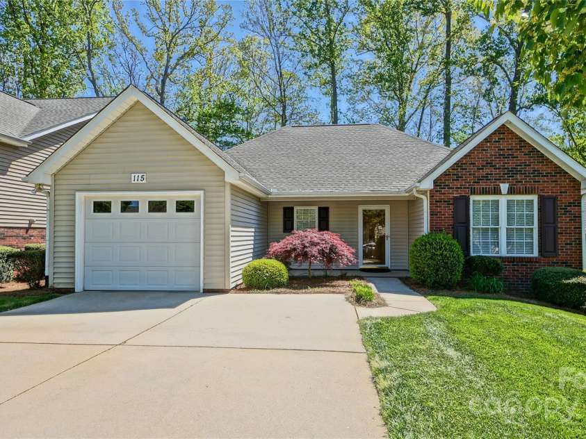 115 Keswick Lane, Mooresville, NC 28117.  MLS# CAR4245086, YatesRealty ID 9299. Welcome to 115 Keswick