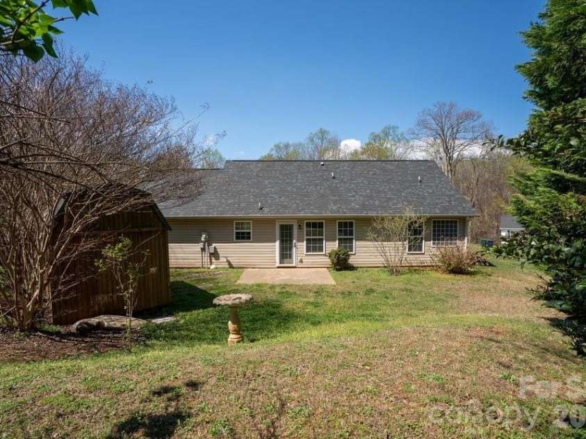 122 Addison Place, Troutman, NC 28166.  MLS# CAR4363617, YatesRealty ID 9299. 