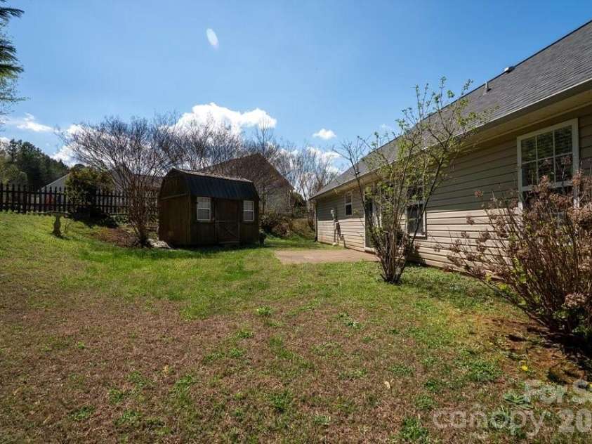 122 Addison Place, Troutman, NC 28166.  MLS# CAR4363617, YatesRealty ID 9299. 