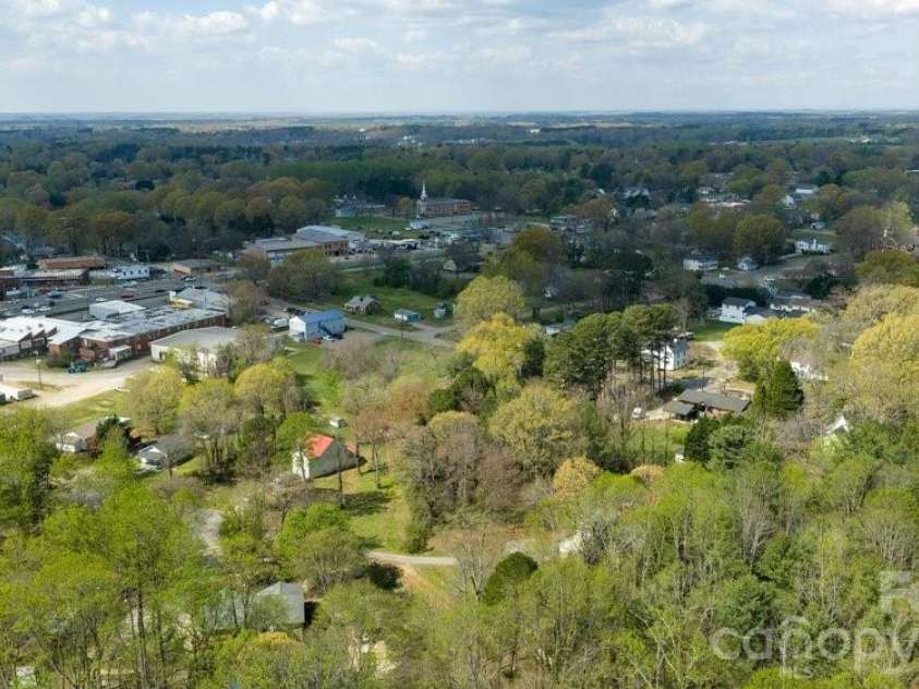 122 Addison Place, Troutman, NC 28166.  MLS# CAR4363617, YatesRealty ID 9299. 
