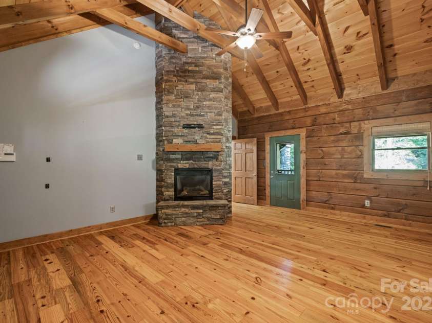 5626 Rocky Falls Lane, Lenoir, NC 28645.  MLS# CAR4266491, YatesRealty ID 930. 